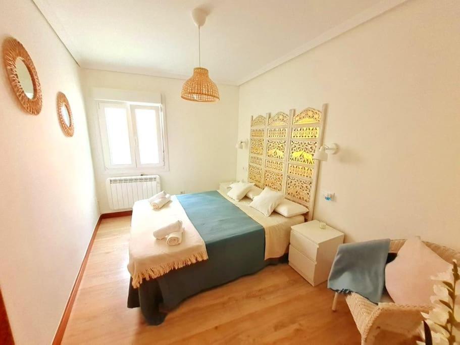La Casita Verde. Metro Cerca Del Casco Viejo Bilbao Bagian luar foto